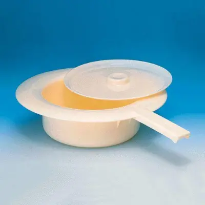 Produktdetails: Kunststoff-Steckbecken mit Deckel Produktbild Kunststoff-Steckbecken mit Deckel