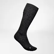 Bauerfeind Sports Knee Support Rivera Zusätzliches Produktbild für Bauerfeind Men Run Ultralight Compression Socks