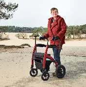 Zusätzliches Produktbild für Rollz Motion Performance Ruby Red Rollator-Rollstuhl