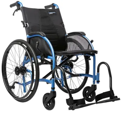 Produktdetails: Leichtgewichtrollstuhl Strongback Comfort mit Trommelbremse Produktbild Leichtgewichtrollstuhl Strongback Comfort mit Trommelbremse