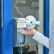 Zusätzliches Produktbild für Roth Fingerrückenspender 500 ml